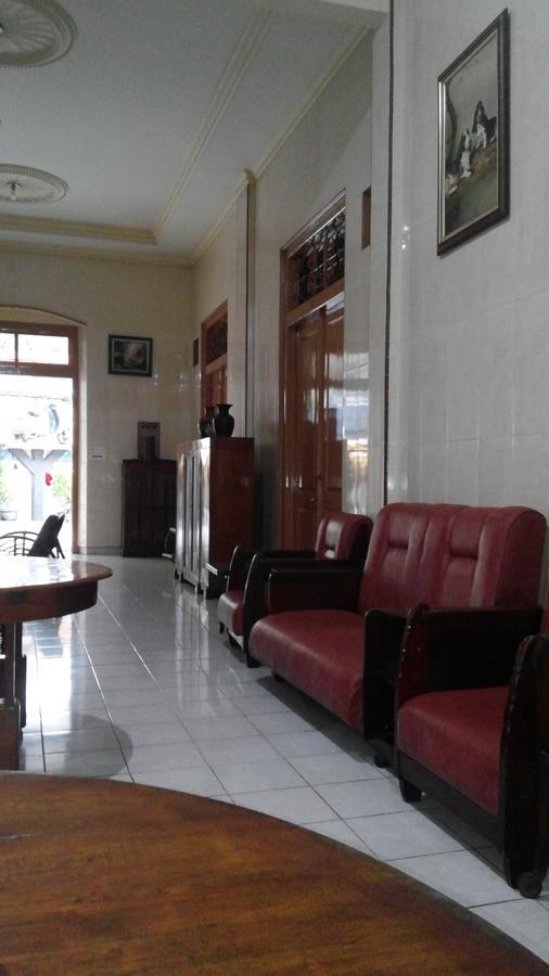 Hotel Paviljoen Surabaya Exterior foto